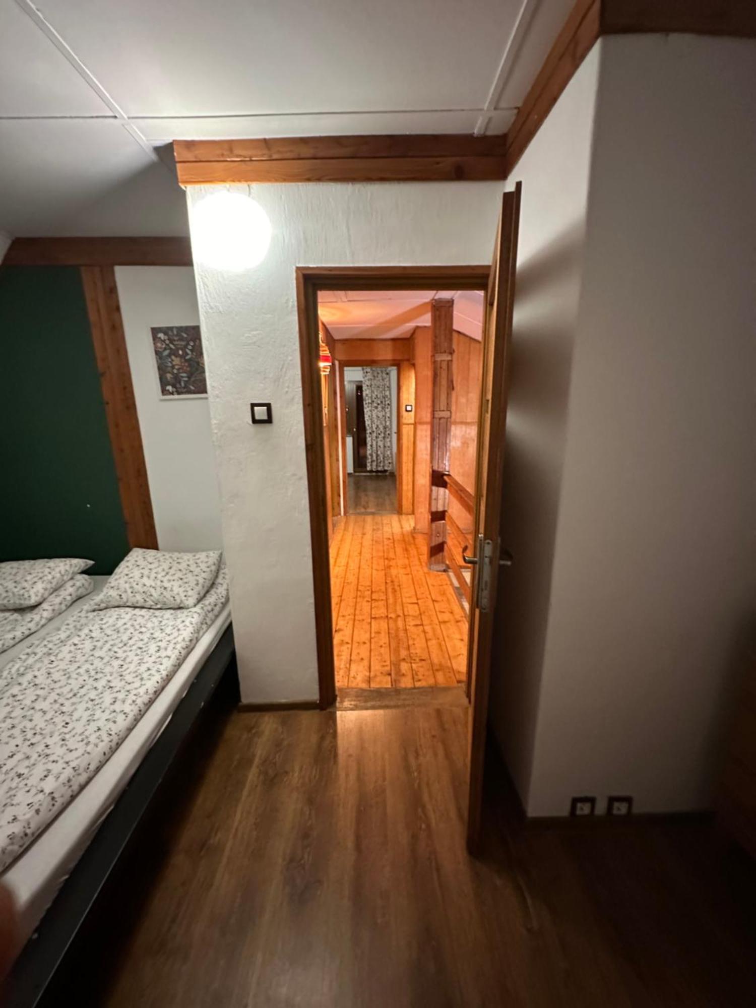 Jozka Chata Max 15 Os Sauna Jacuzzi Porabka Экстерьер фото